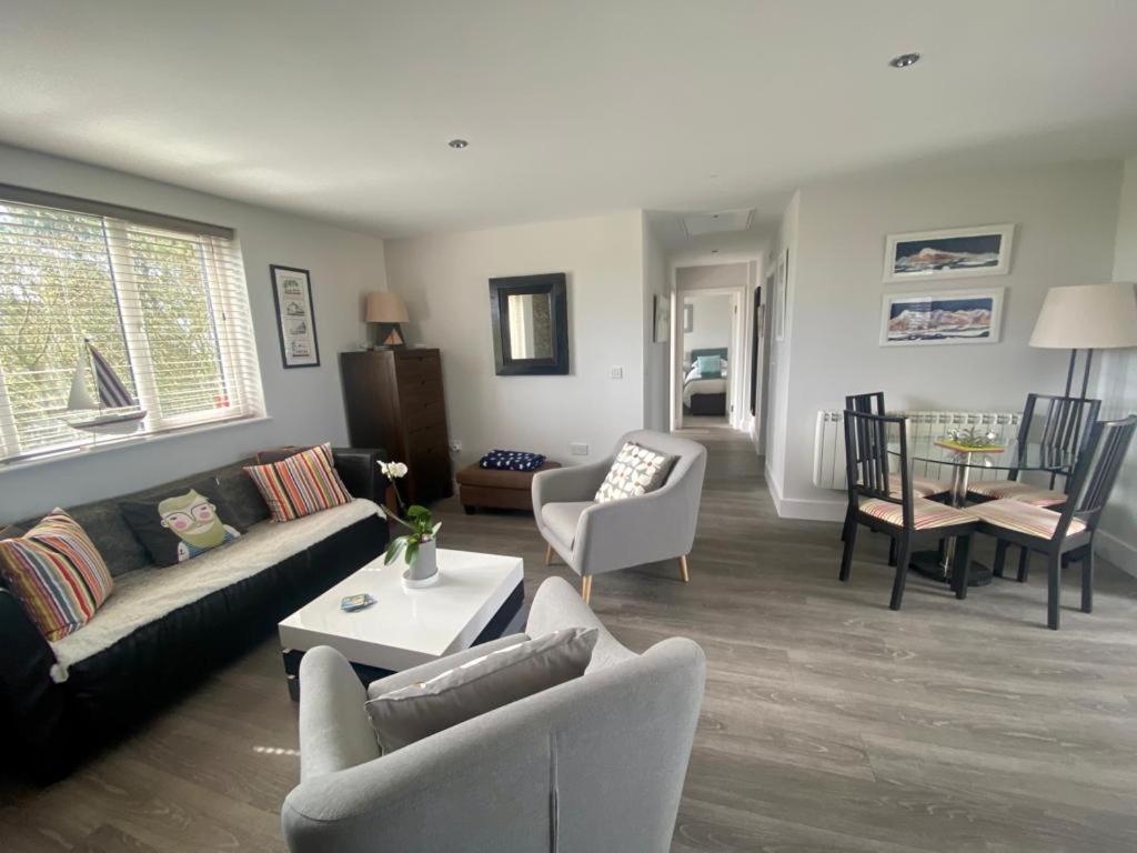 2 Bedroom Cottage Sleeps 4, With Pool Use, Sennen Exterior foto
