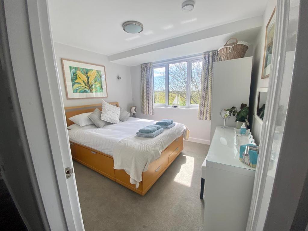 2 Bedroom Cottage Sleeps 4, With Pool Use, Sennen Exterior foto